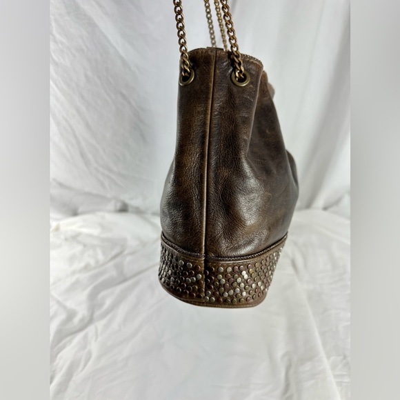 Genuine STREETS AHEAD vintage brown leather bucket bag with chain strap and stud - Picture 9 of 11